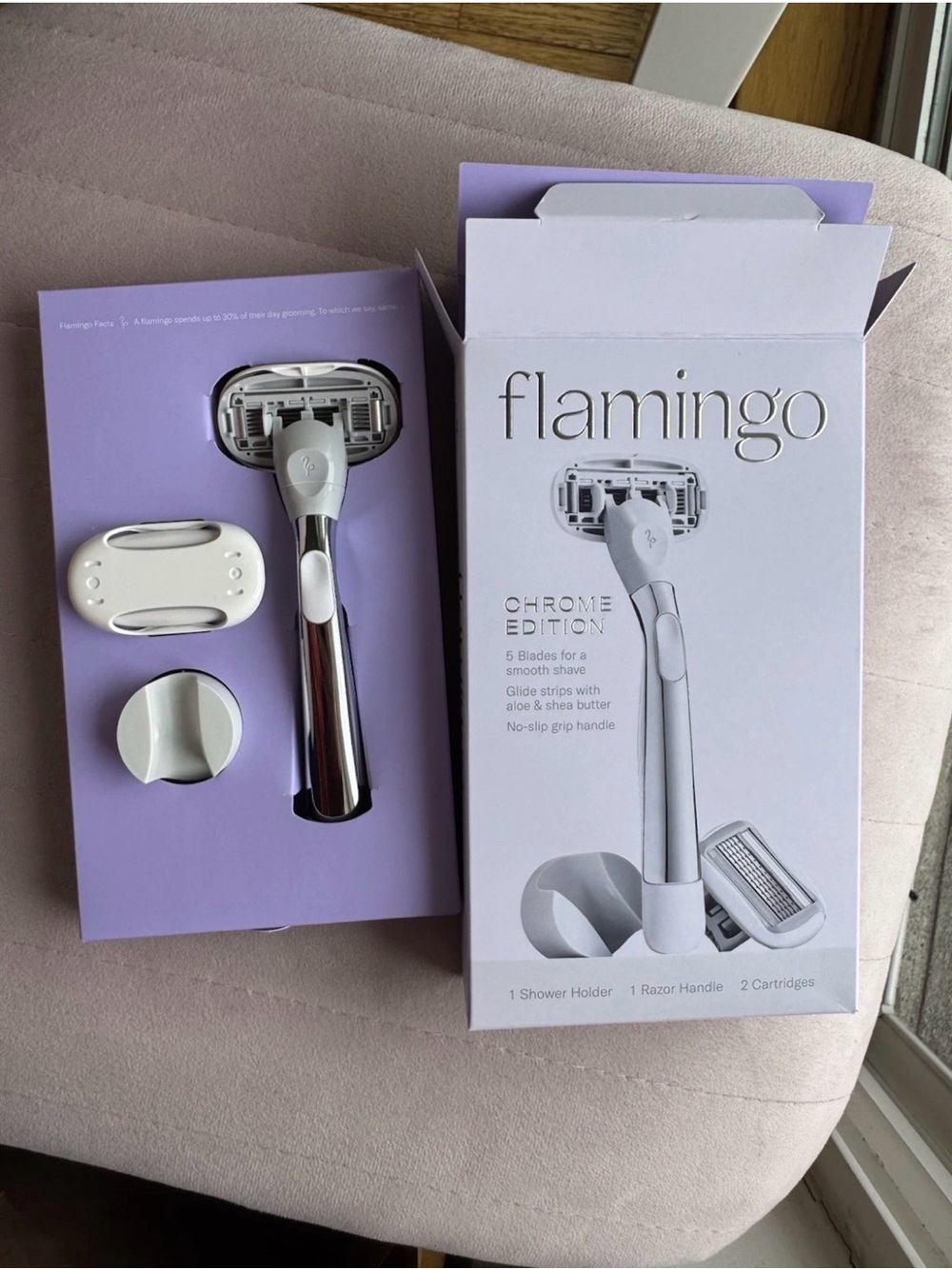 NEW!!!NIB Flamingo 5-Blade Razor Shave Set - Lilac / Chrome (With Shower Holder)